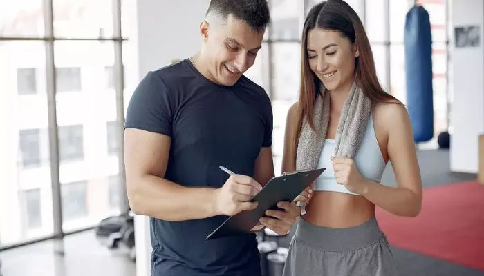 gym trainer Kaise bane in Hindi