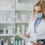 pharmacist Kaise bane in Hindi